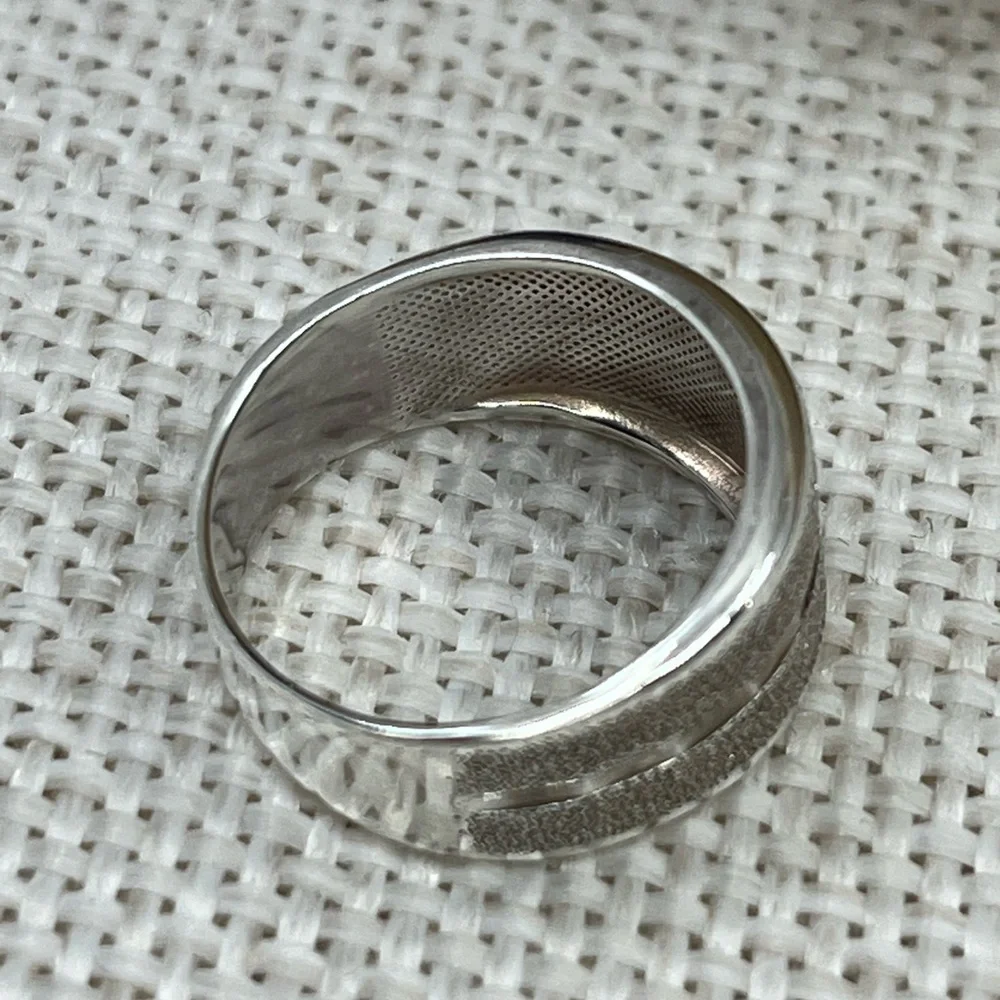 Vintage .999 Fine Silver Textured Band Ring – Size 5.75, Made in Costa Rica